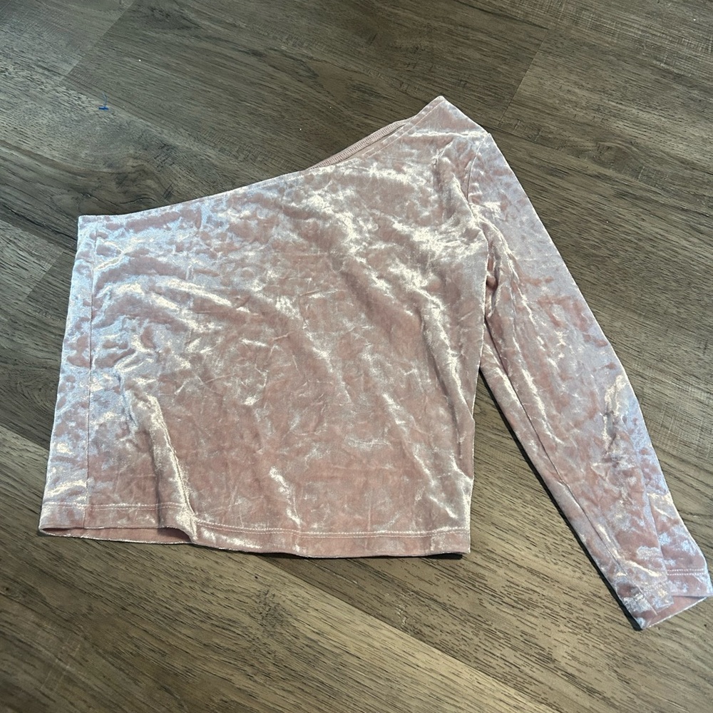 Forever 21 Blush Velvet Top
